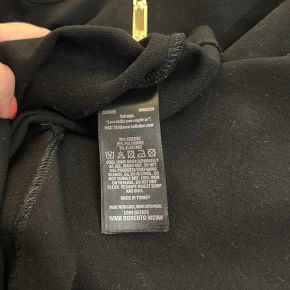 Ted baker off the shoulder top - Picture 9 of 9